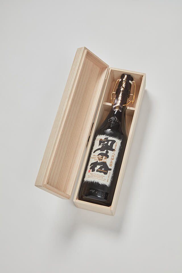 Okunomatsu “Ihei” Daiginjo, lying inside a product box