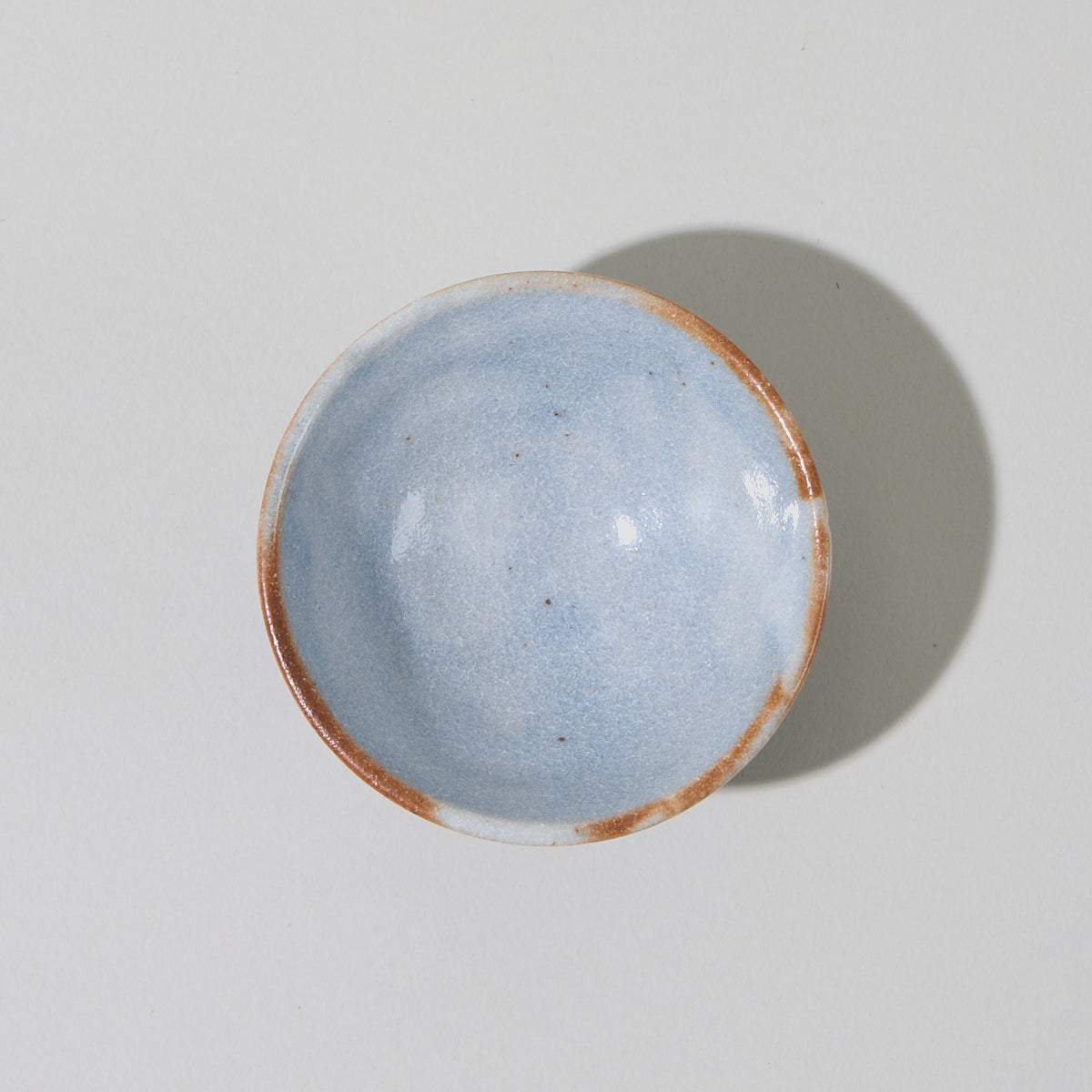 Sorisakazuki Cup with Light Gray Shino, top view