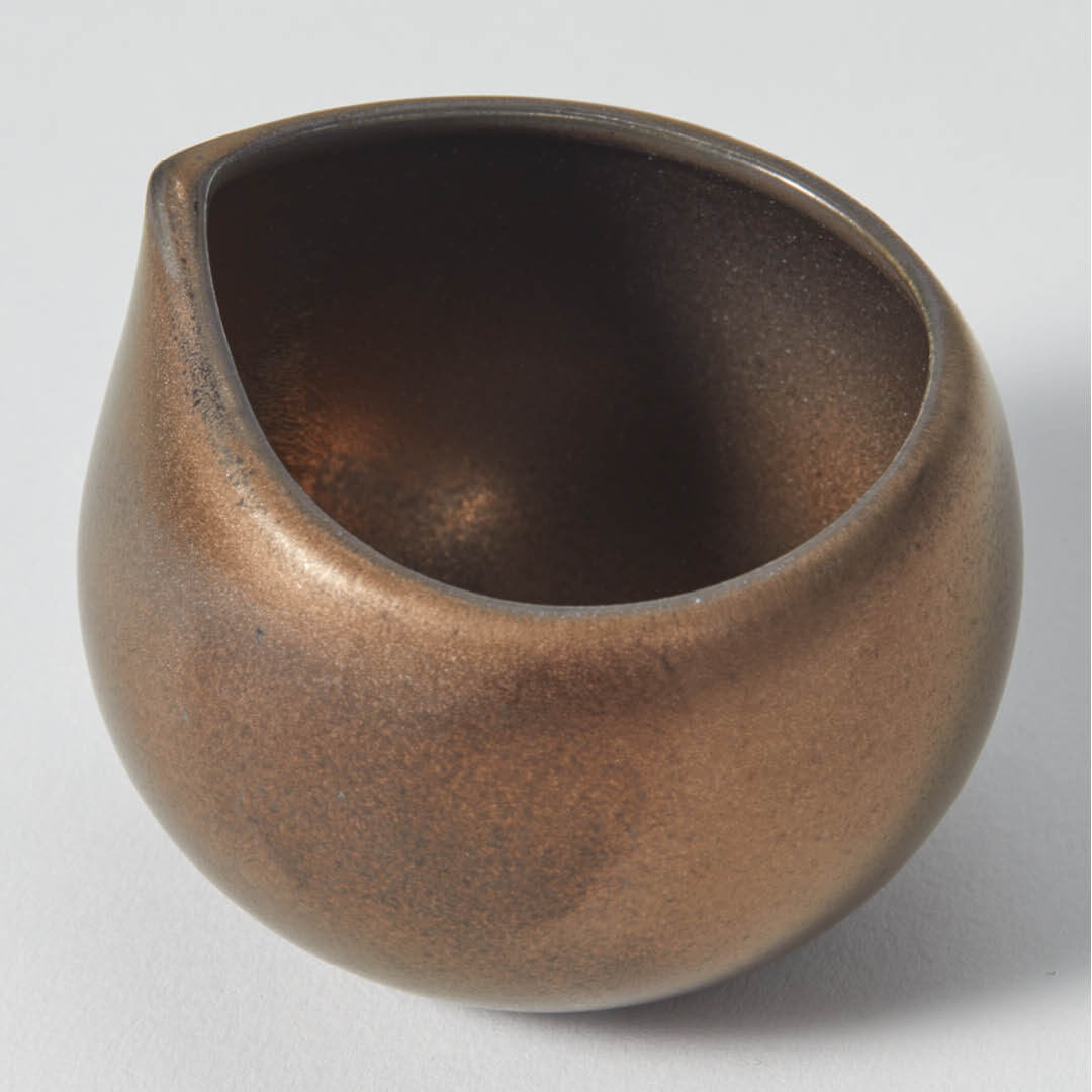 “Kinsai” Guinomi Cup, upward angled close view