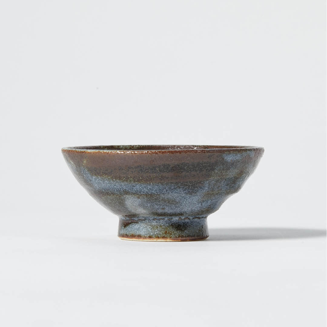 Sorisakazuki Cup With White Swirl, side view