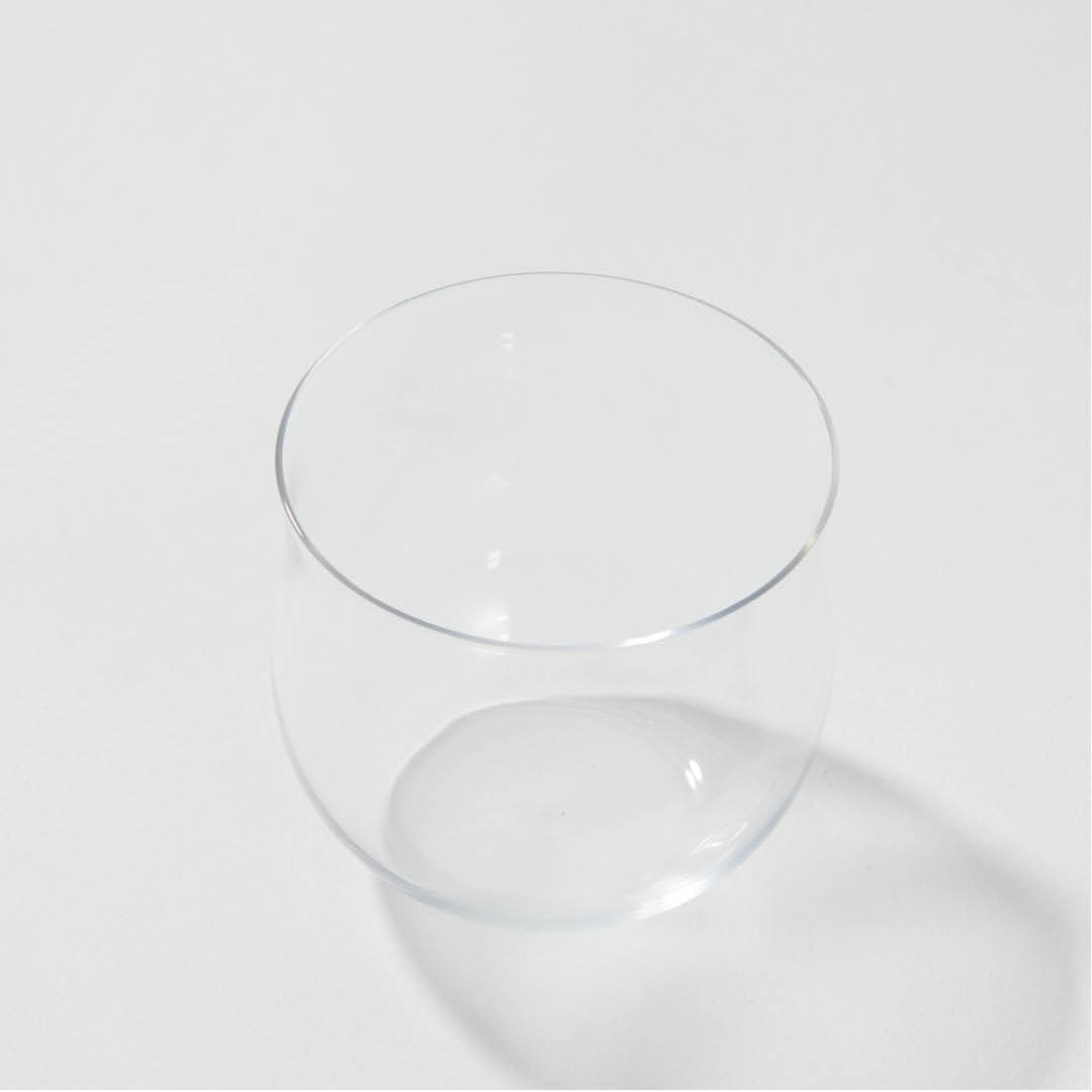 Ultra Thin Round Glass, upward angled close view